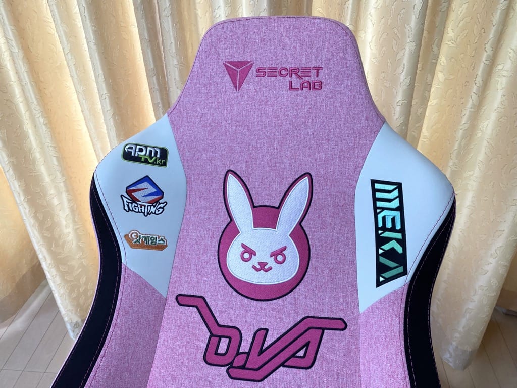 secretlab titan overwatch d.vaピンク 背もたれ
