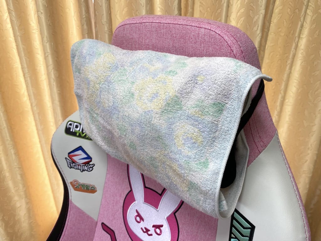 secretlab titan overwatch d.vaピンク ヘッドレストカバー