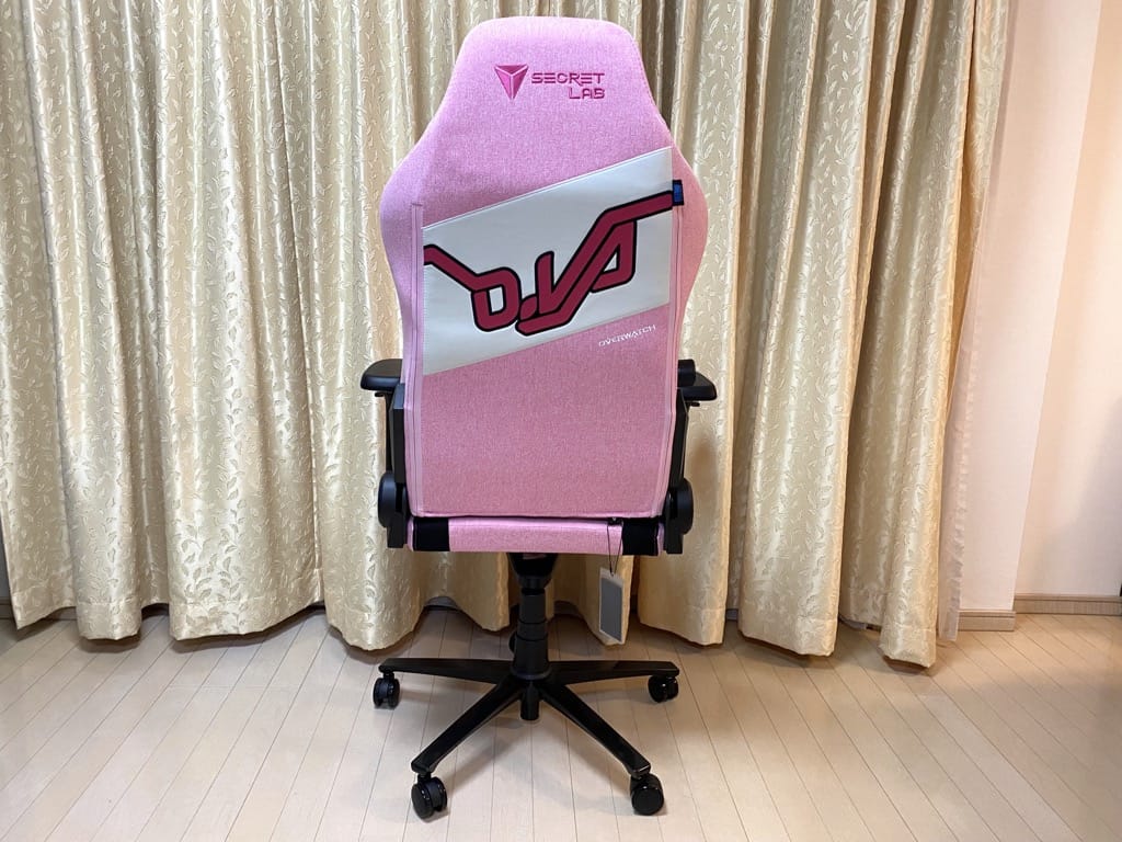 secretlab titan overwatch d.vaピンク 背面