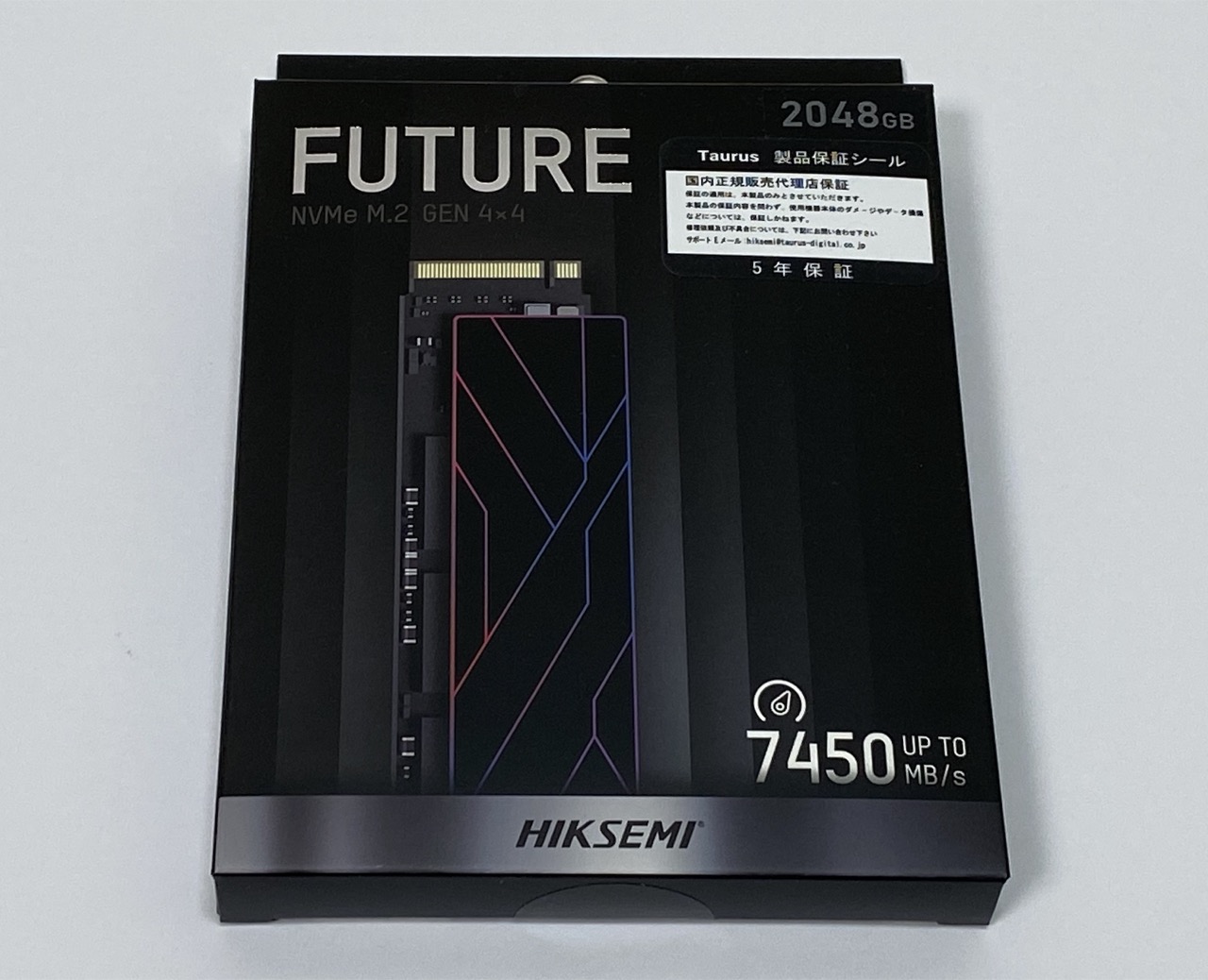 minisforum DEG2に使用したNVMe SSDの写真。HIKUSEMI FUTURE 2TB